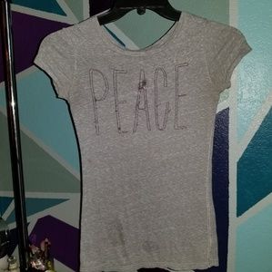Flattering peace shirt